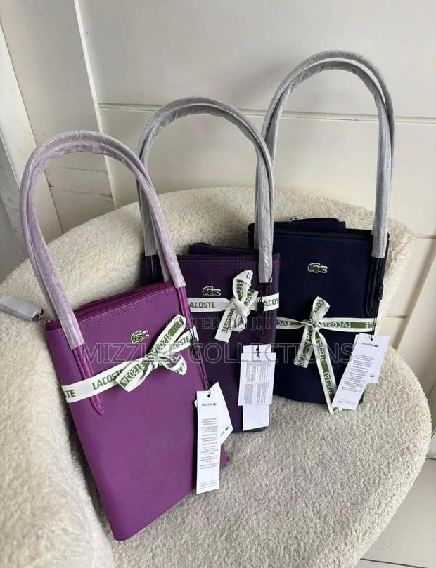 Quality Lacoste Tot Bags for Ladies · Photo 5