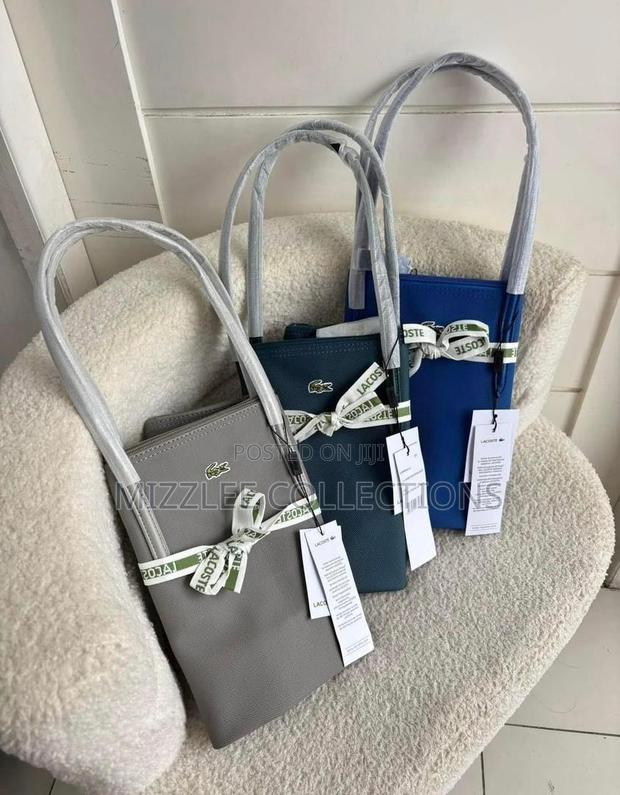 Quality Lacoste Tot Bags for Ladies · Photo 6
