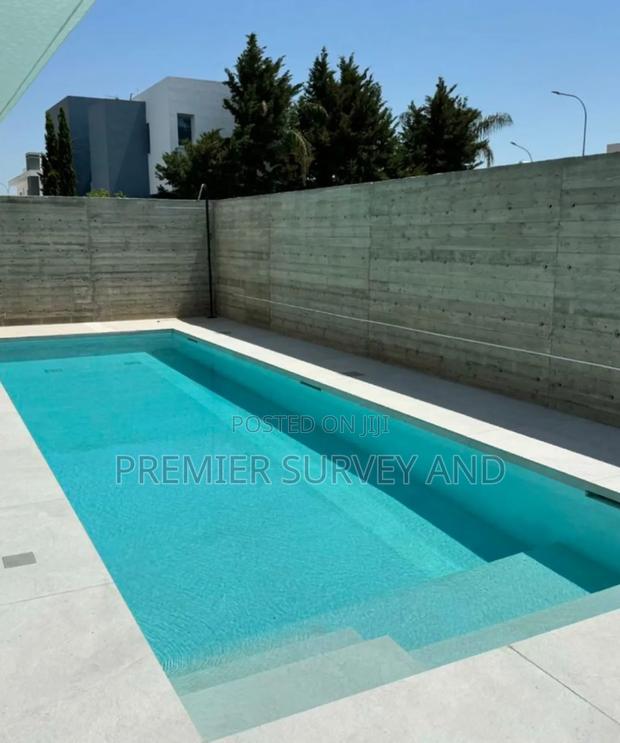 Swimming Pool Constructions · Photo 1