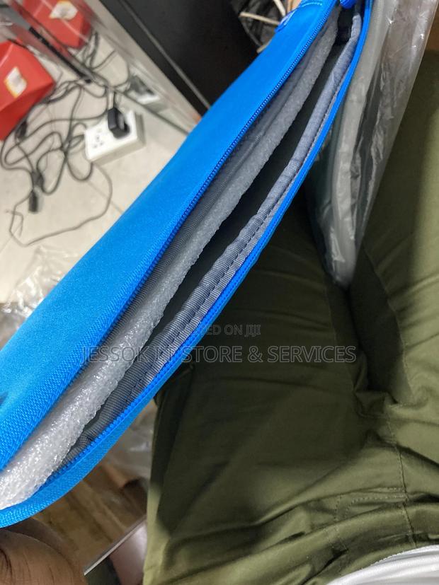 Laptop Sleeve/ Bag 15.6 Inches · Photo 3
