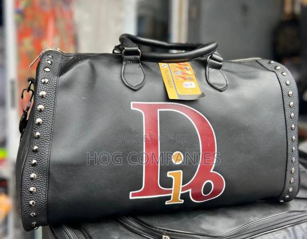 Casual Duffel Travel Bag in Accra- Fast Delivery in 2 Hours · Photo 1
