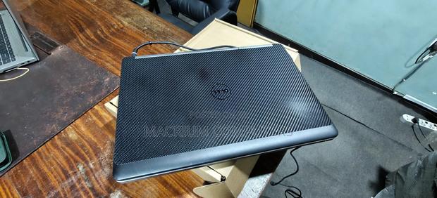 Laptop Dell Precision 15 7520 16GB Intel Core I7 SSD 512GB · Photo 5