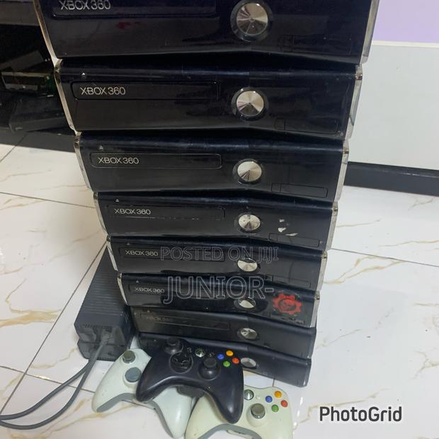 Xbox360 With 1 Pad 10 Games Freeeeeeeeeeee · Photo 2