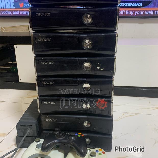 Xbox360 With 1 Pad 10 Games Freeeeeeeeeeee · Photo 3