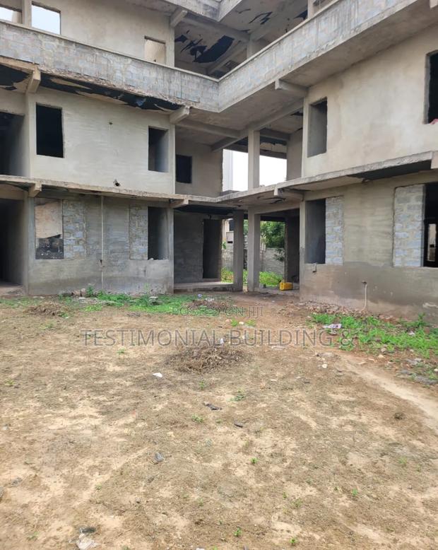 18bdrm Apartment in Testimonial Building, East Legon for sale · Photo 1