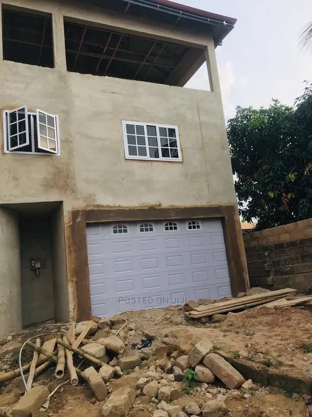 Double Garage Doors 14ft*8ft · Photo 1