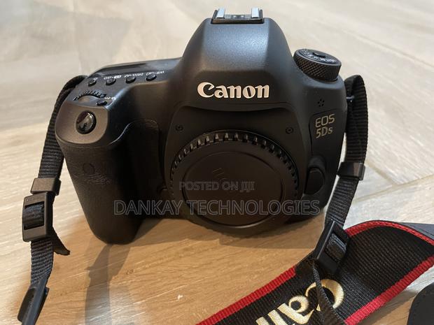 Canon Eos 5ds DSLR Camera (50 Megapixels) · Photo 1