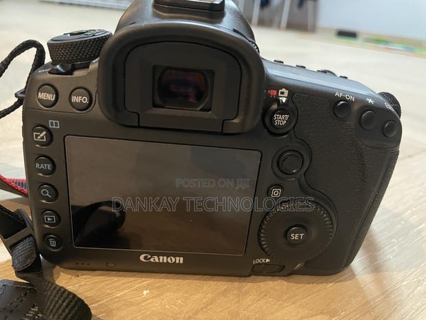 Canon Eos 5ds DSLR Camera (50 Megapixels) · Photo 3
