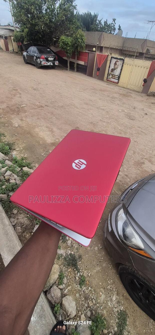 Laptop HP Pavilion 15 8GB Intel Core i7 HDD+SSD 256GB · Photo 5