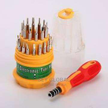 31 in 1 Screwdriver Set · Photo 1