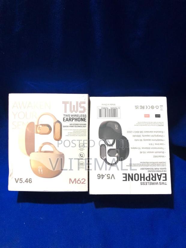 M62 TWS Wireless Earphone · Photo 2