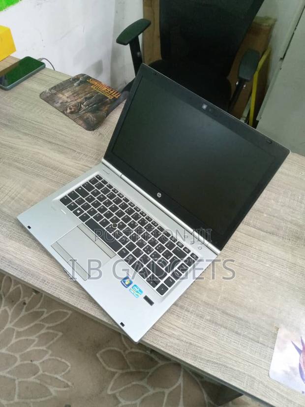 Laptop HP EliteBook 8440P 4GB Intel Pentium HDD 500GB · Photo 1