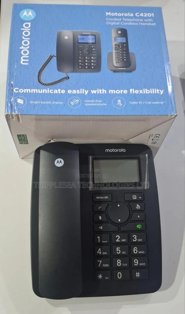 C4201 Motorola Corded Telephone + Screen · Photo 1