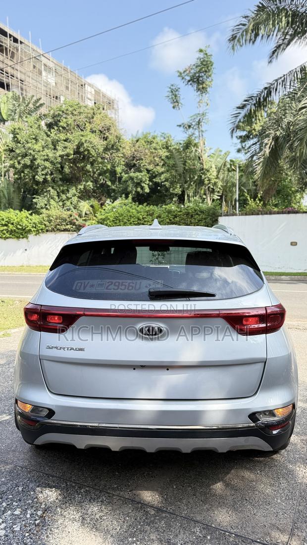 Kia Sportage 2020 Silver · Photo 6