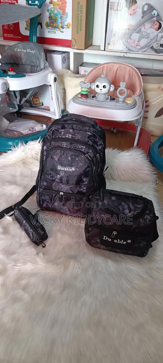 3 PCS Unisex School Bag · Photo 1