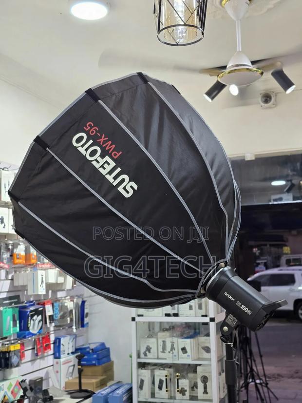 Sutefoto PWX-95 Parabolic Beauty Dish Softbox With Honeycomb Grid · Photo 1