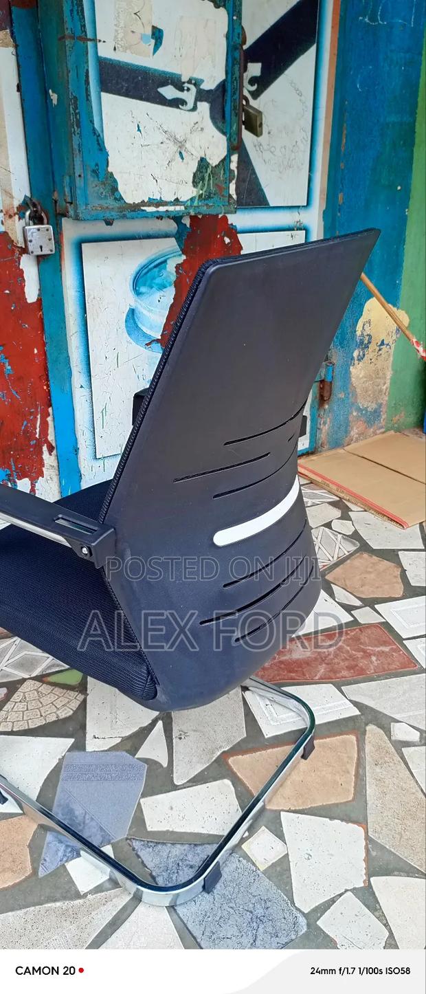 Reception Chair Big · Photo 2