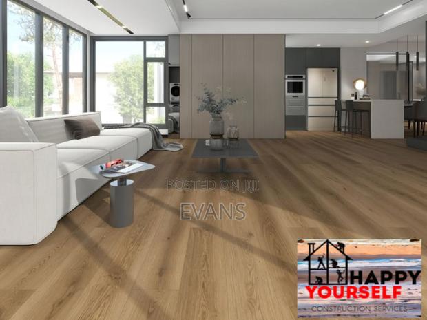 Spc Natural Oak Floor · Photo 2