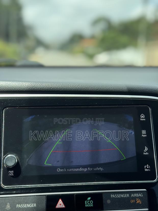 Mitsubishi Outlander 2019 Gray · Photo 6