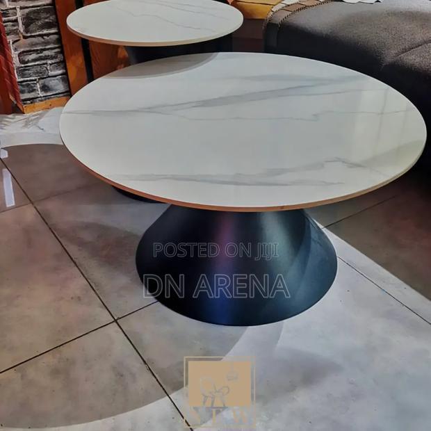 2pcs Round Luxury Table Coffee Table · Photo 1