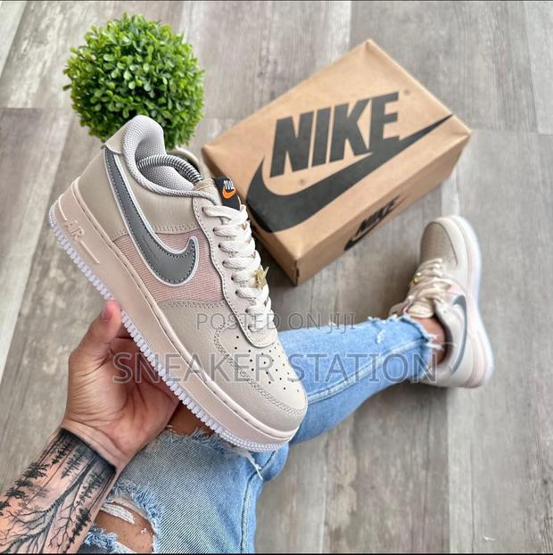 Nike Air Force 1 Sneaker Available · Photo 3