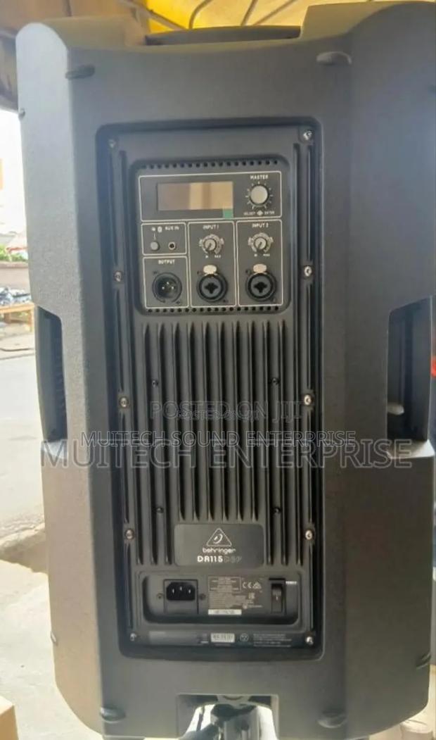 Beringer Active Speaker ( 15 Inches) · Photo 2