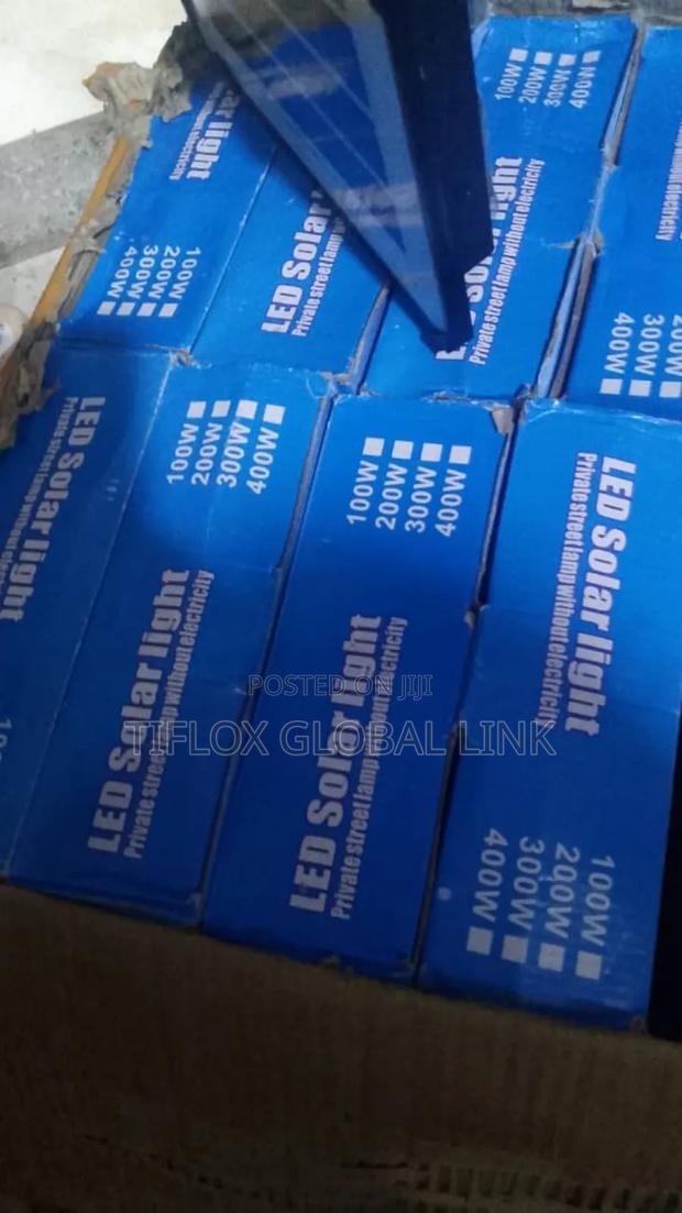 Solar Street Light(300w)Brighter · Photo 4