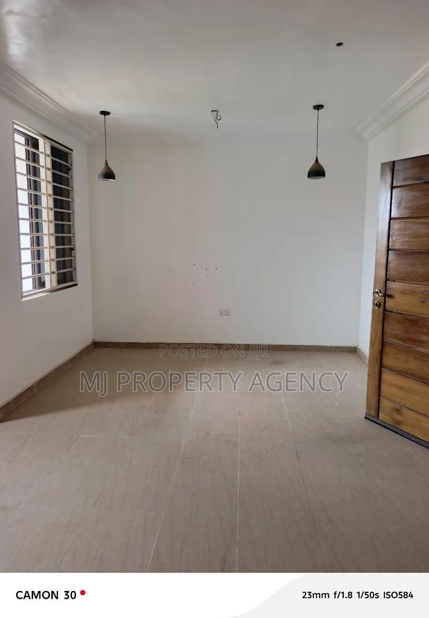 12bdrm Apartment in Community 26 Palace for rent · Photo 8