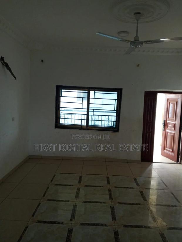 2 Bedroom Apartment For Rent Galalea · Photo 5