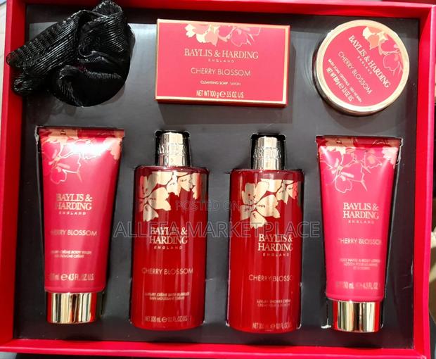 Baylis Harding Cherry Blossom Gift Set · Photo 1