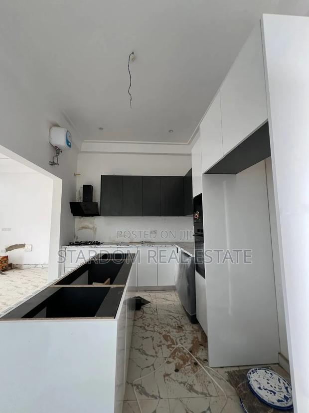 3bdrm Duplex in Agbogba, North Legon for sale · Photo 4