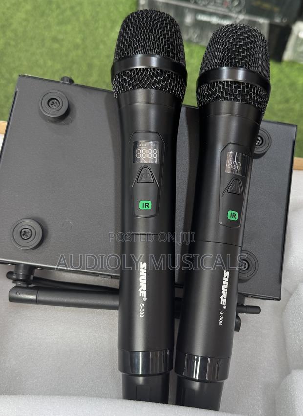 Shure S-388 Uhf 2in1 Microphone · Photo 2