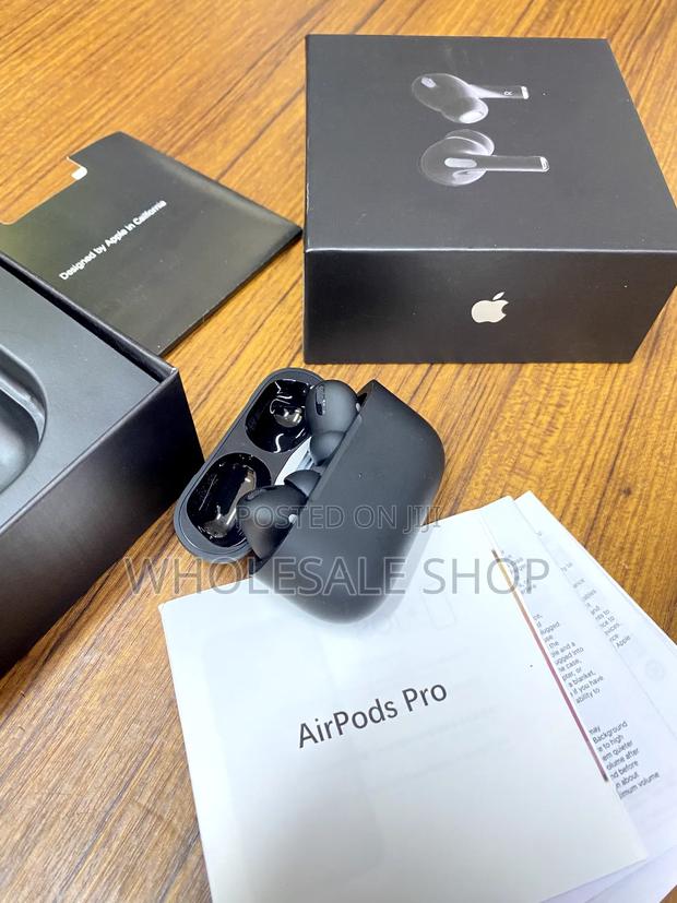 Airpods Pro (Black) · Photo 4