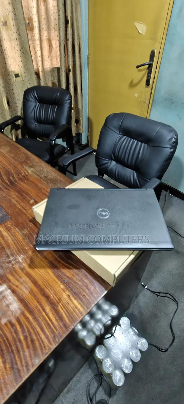 Laptop Dell Precision 7530 12GB Intel Core i7 SSD 512GB · Photo 3