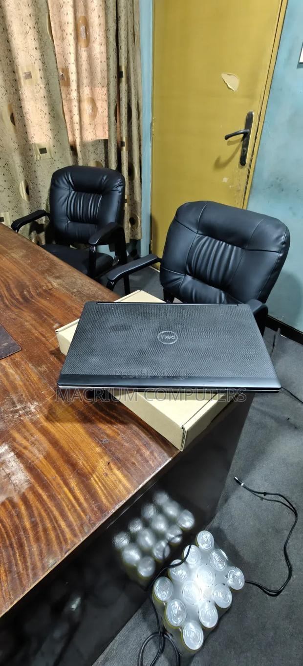 Laptop Dell Precision 7530 12GB Intel Core i7 SSD 512GB · Photo 4