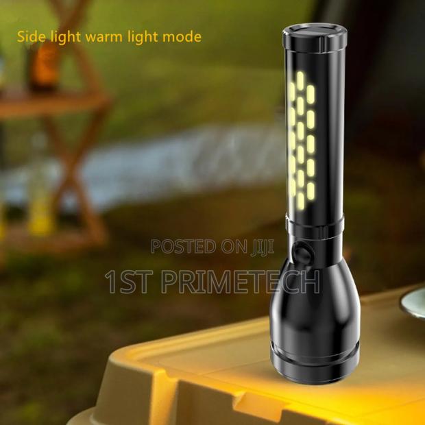 Rechargeable Flashlight · Photo 4