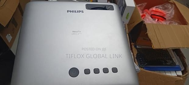 Projector Philips 120" Teleview(Neo Pix Ultra 2 Tv+)Usa · Photo 6