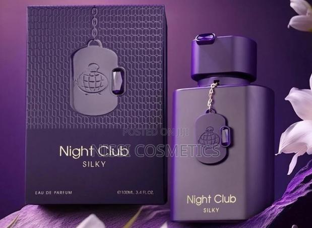 Night Club Silky Fragrance World · Photo 1