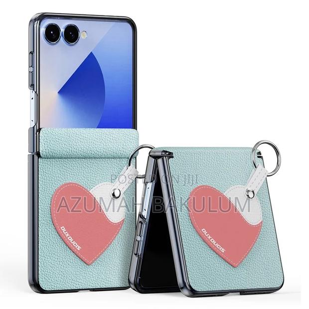 Samsung Galaxy Z Flip 7 Dux Ducis Luvy Series Case · Photo 1