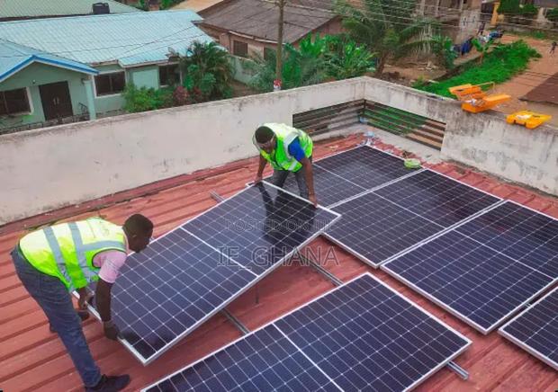 Solar Power Installation and Maintenance · Photo 1