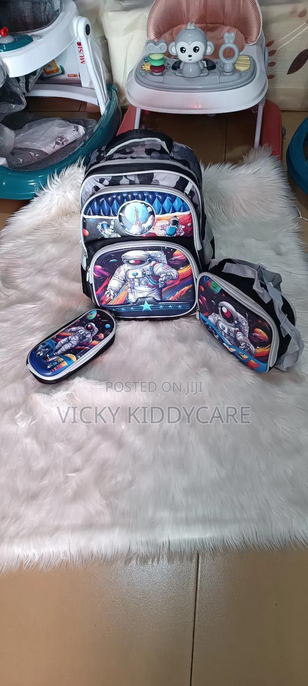 3 PCS School Bags · Photo 1