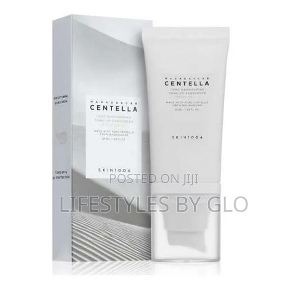 Skin1004 Madagascar Centella Brighting Sunscreen Spf50+ Pa++ · Photo 2