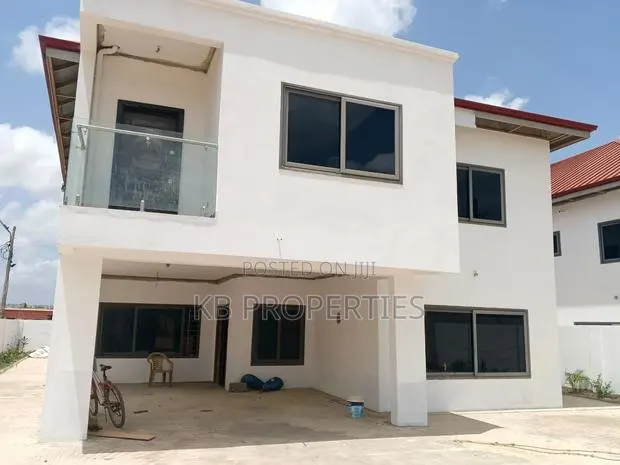 4bdrm Duplex in Kb Properties, A&C Mall Area for sale · Photo 1
