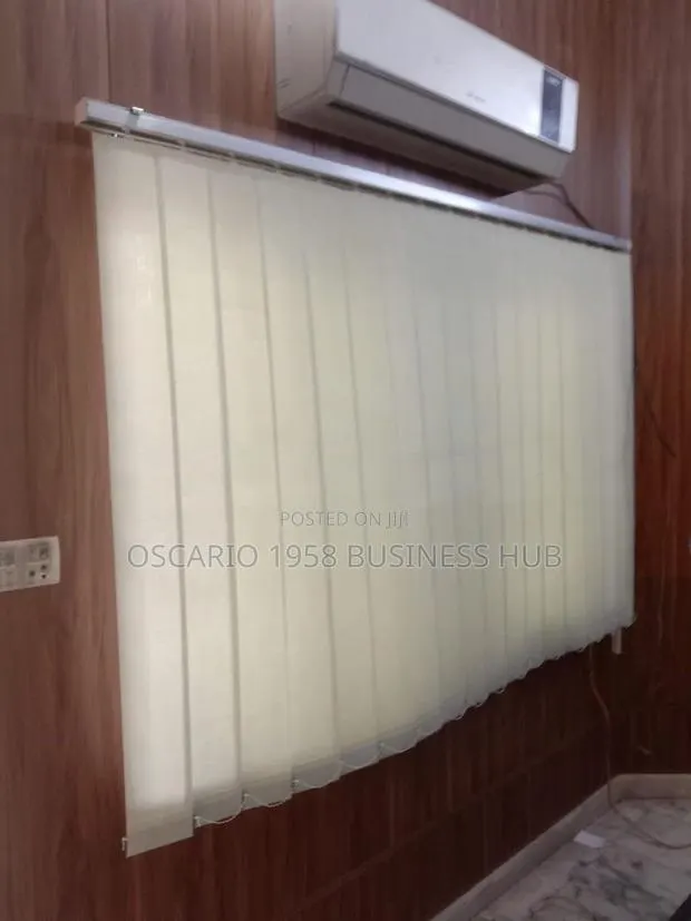 Dihin Home Vertical Curtain Blinds · Photo 1