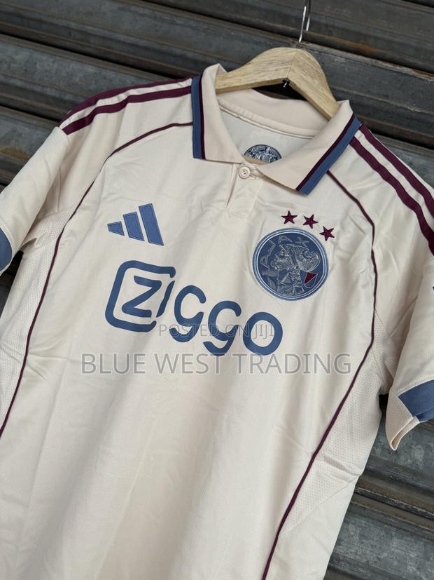 Ajax 2025/2026 Third Jersey _ Ajax 2025/2026 Third Kit · Photo 5
