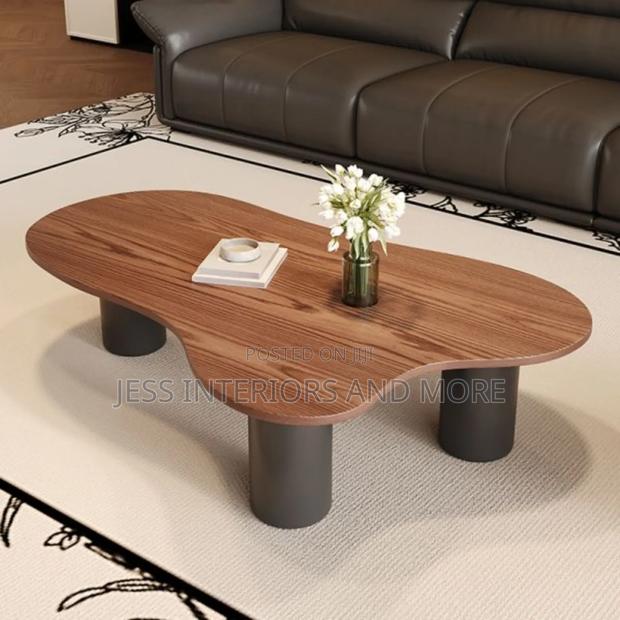 Center Table (Cloud-Shaped) Modern · Photo 1