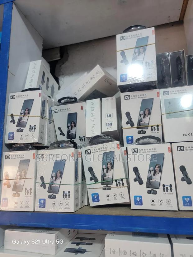 Bluetooth Microphone · Photo 1