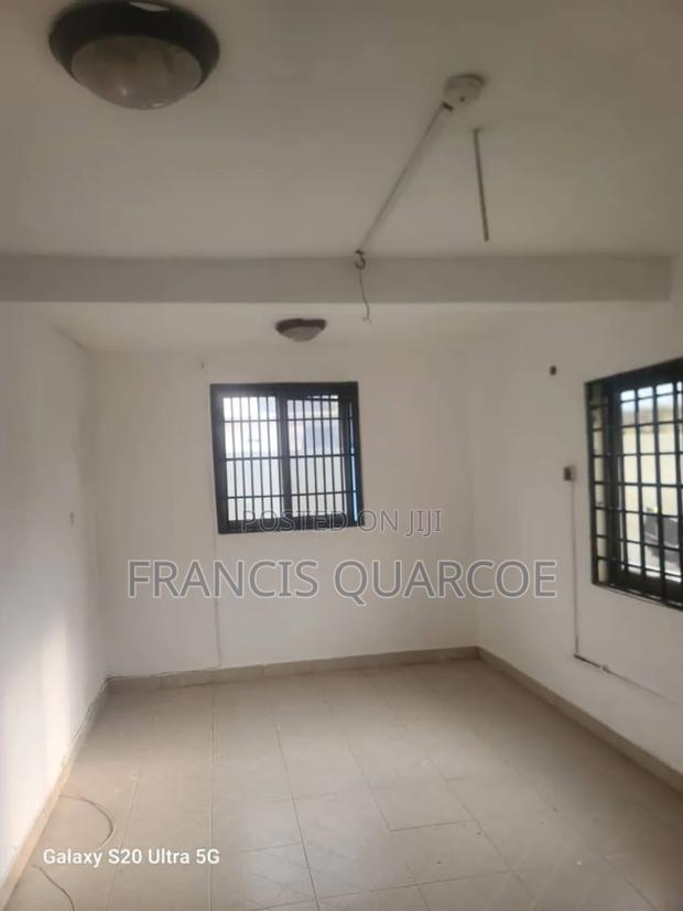 1bdrm Apartment in Francis Quarcoe, West Legon for rent · Photo 2