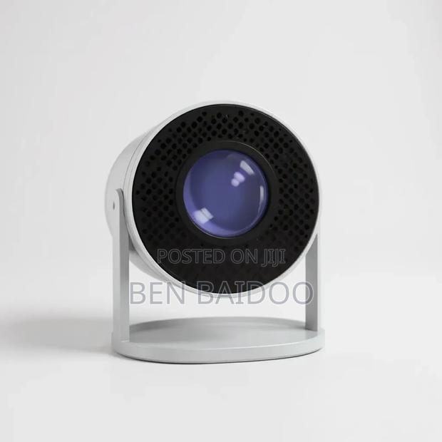 Ultra Hd Smart Projector · Photo 1