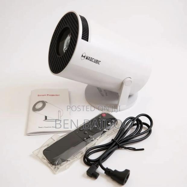 Ultra Hd Smart Projector · Photo 2